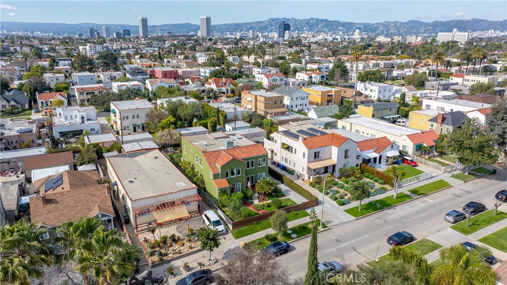 1245 S Hudson