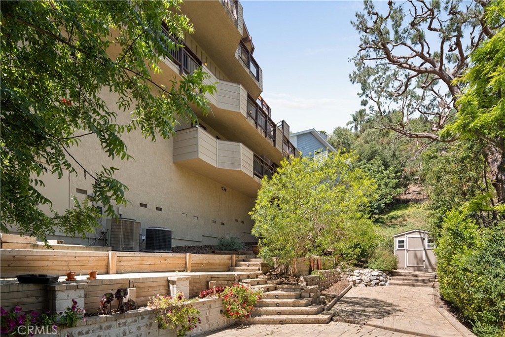 4117 Vanetta Place