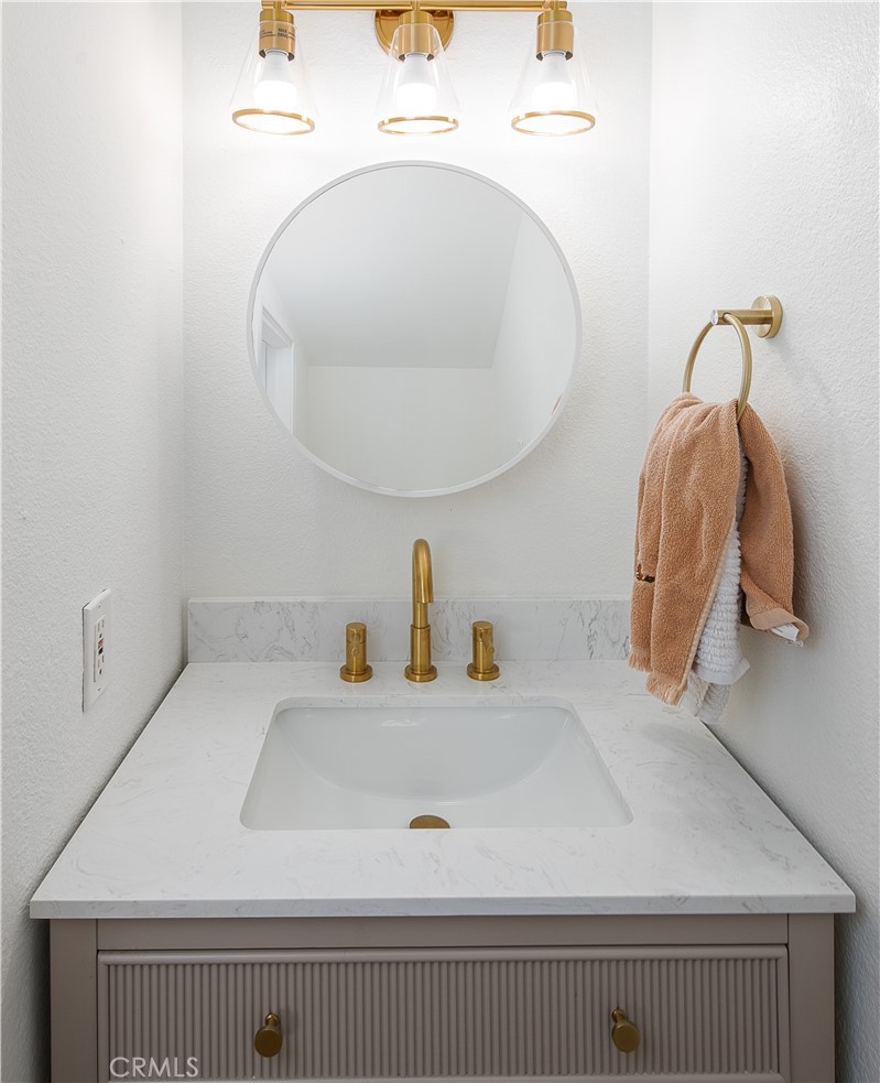 355 N Maple Street 203