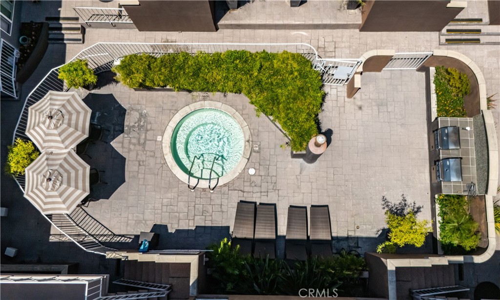 355 N Maple Street 203