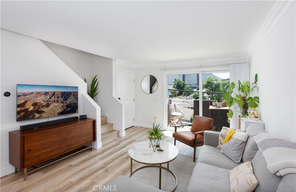 355 N Maple Street 203