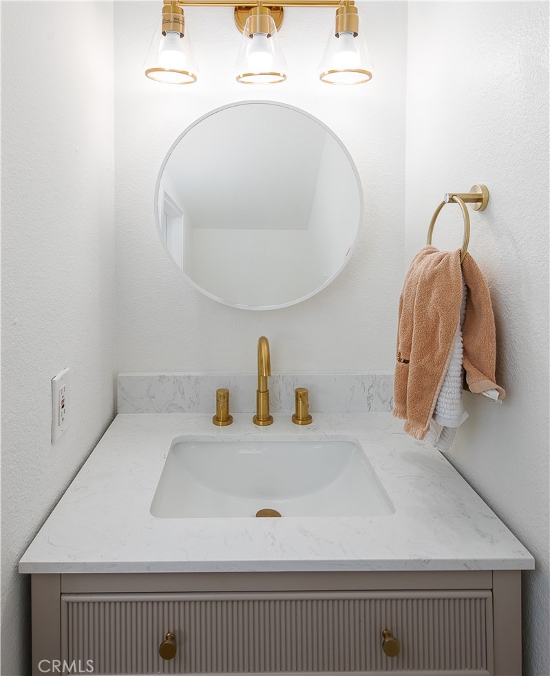 355 N Maple Street 203