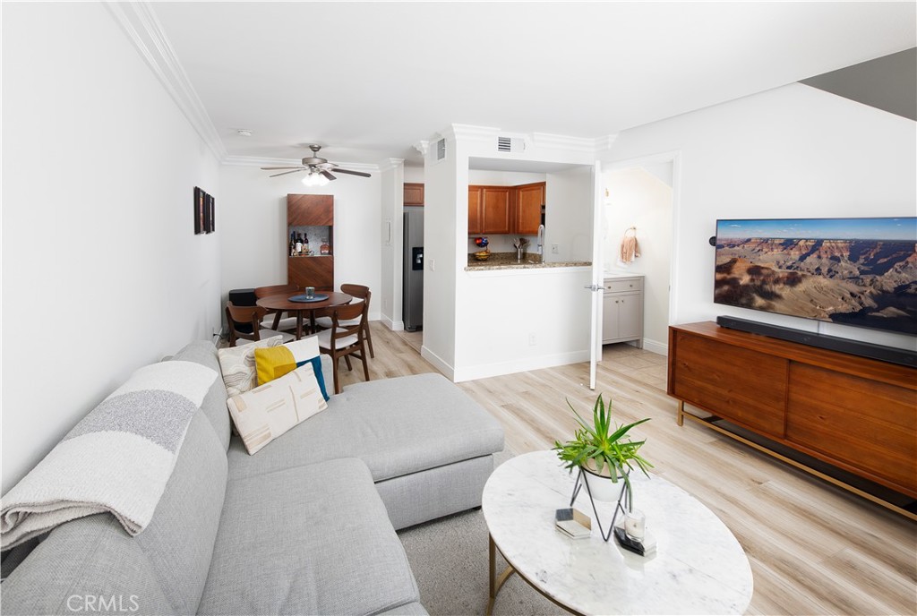 355 N Maple Street 203