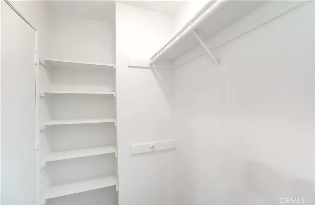 355 N Maple Street 203