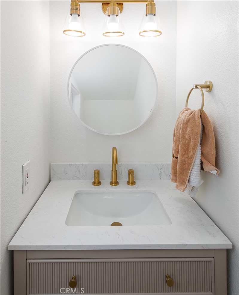 355 N Maple Street 203