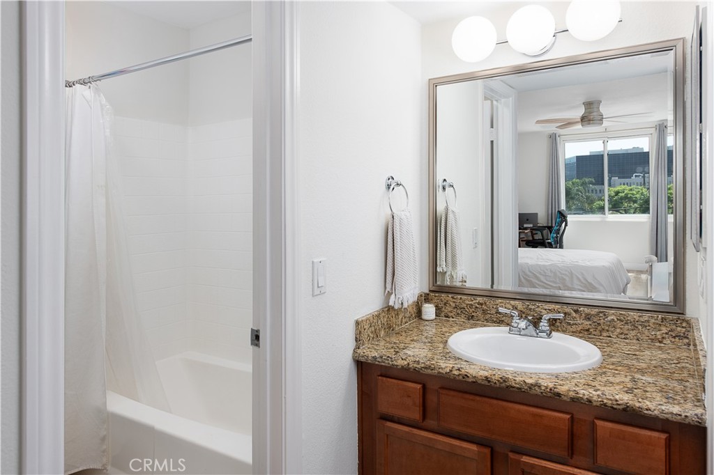 355 N Maple Street 203