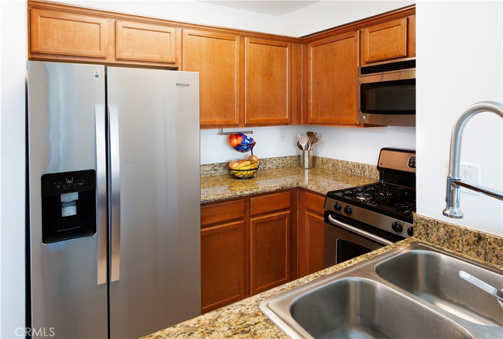 355 N Maple Street 203