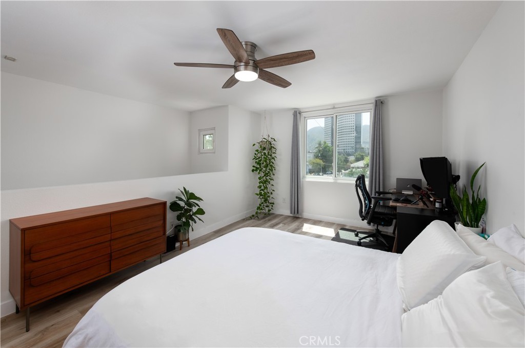 355 N Maple Street 203