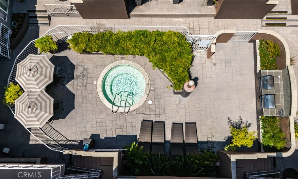 355 N Maple Street 203