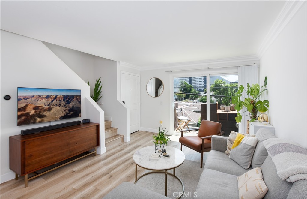 355 N Maple Street 203