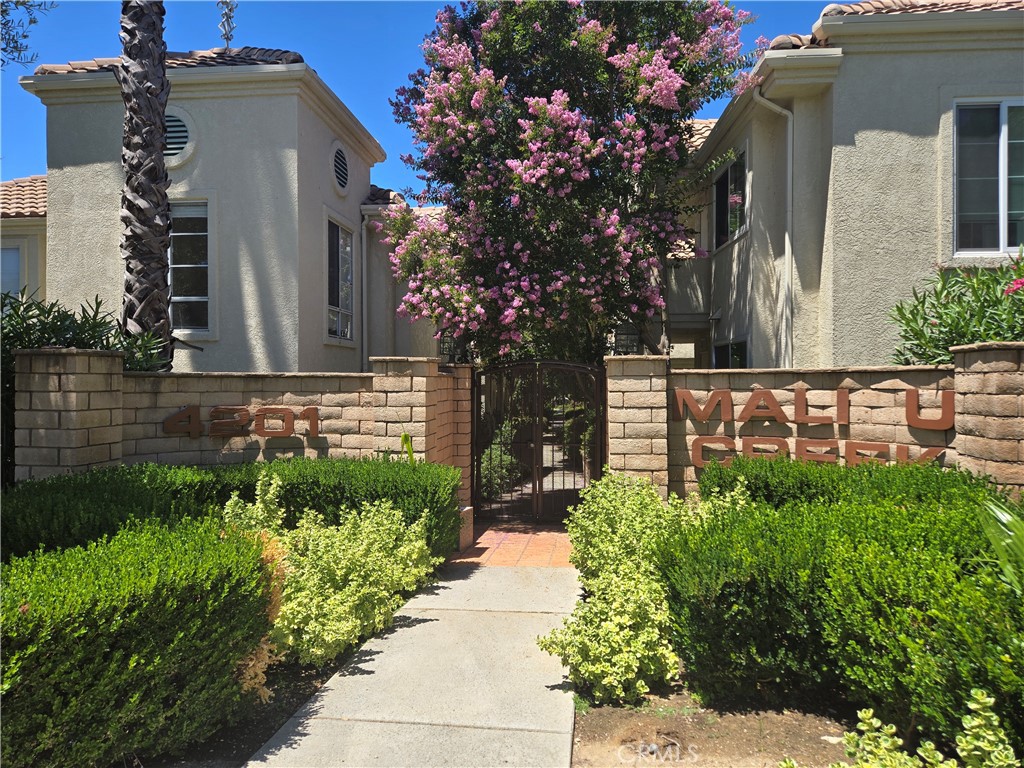 4201 Las Virgenes Road 114