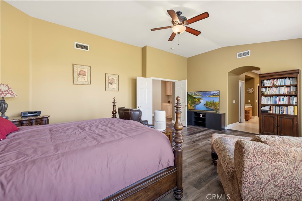 5861 Mustang Drive