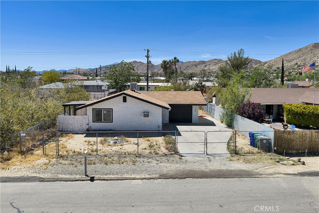 7100 Cholla Avenue