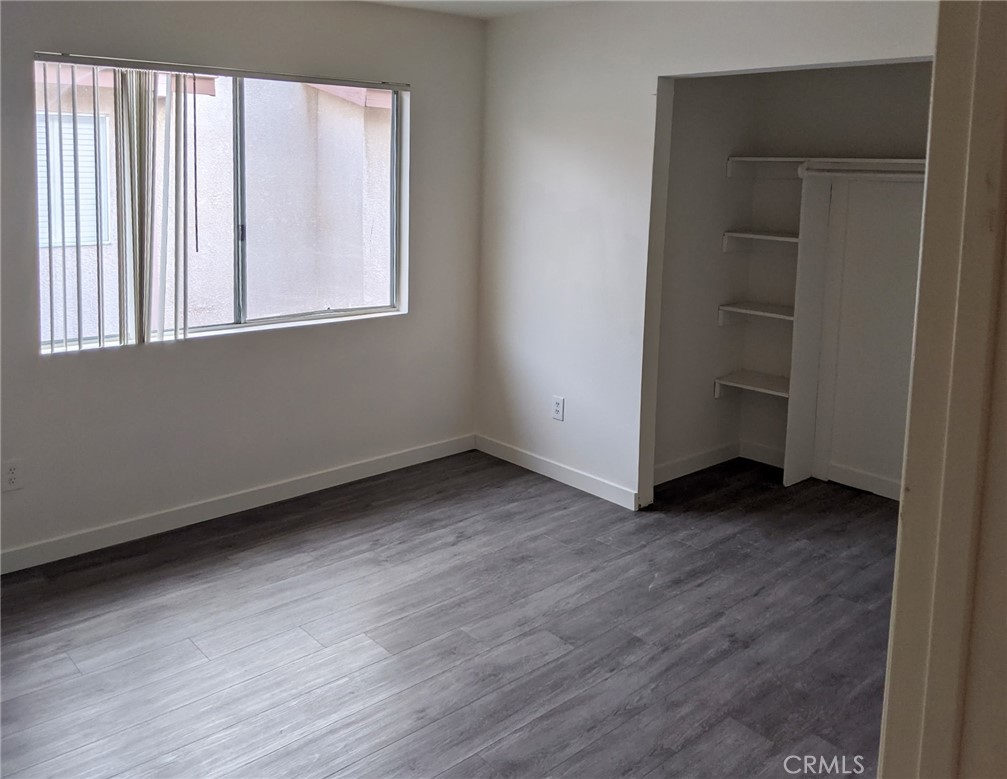 8744 Burnet 7