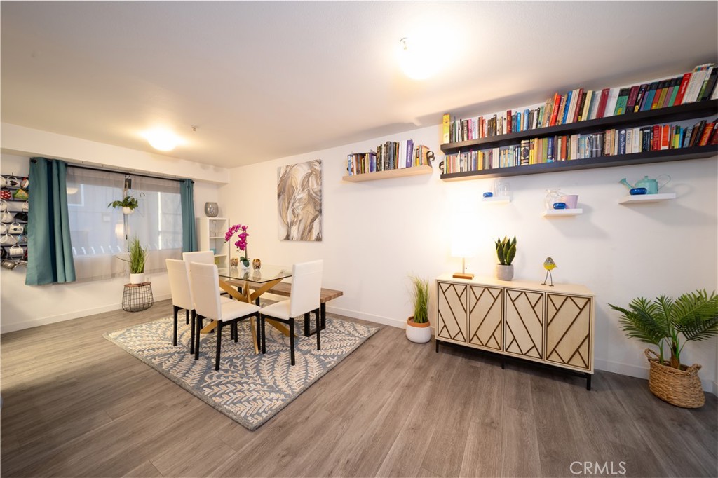 8744 Burnet 7