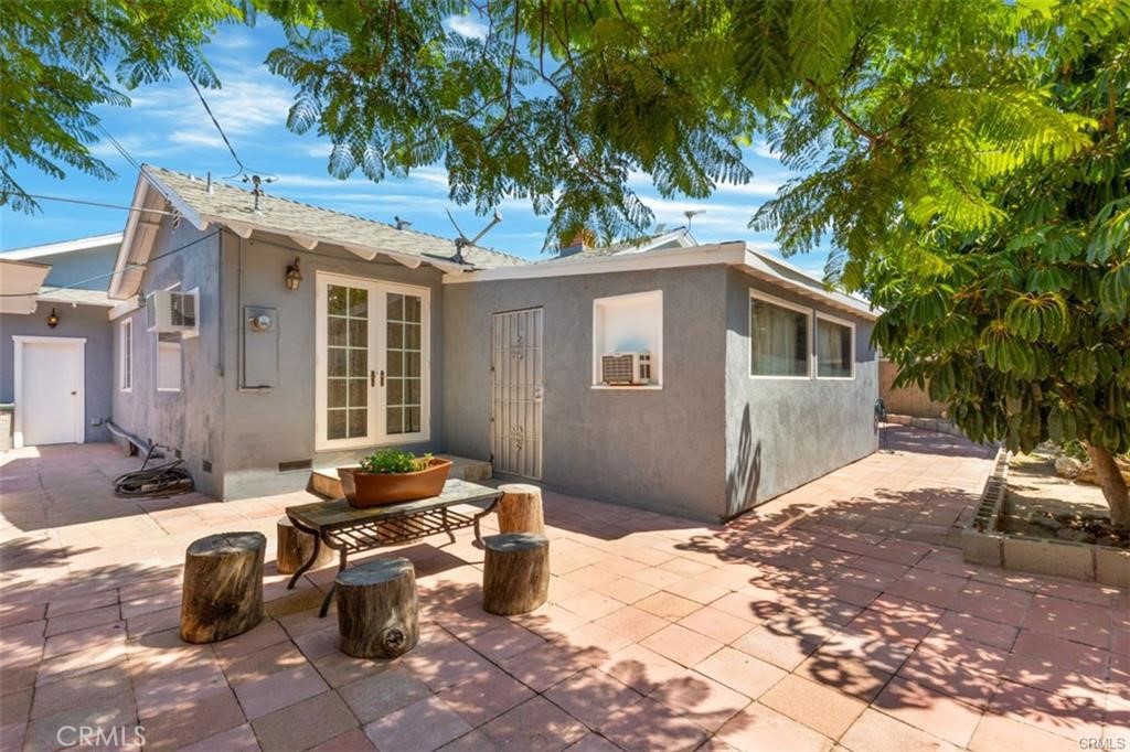 1812 E Briarvale