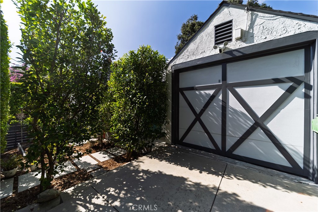 6275 Pine Crest Drive