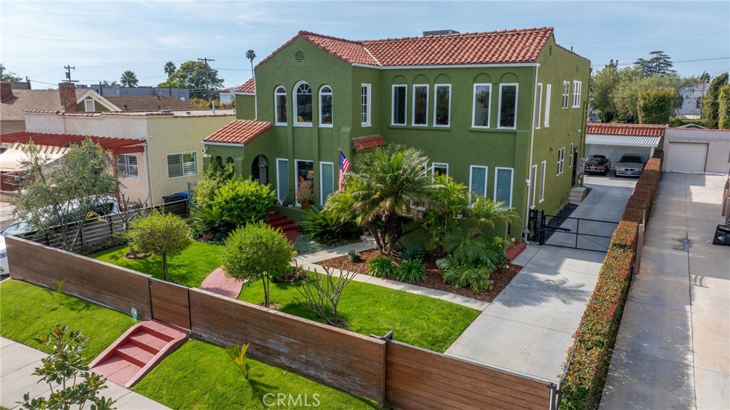 1245 S Hudson
