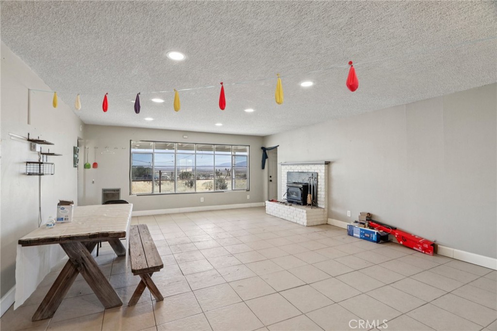 20741 E Avenue J12