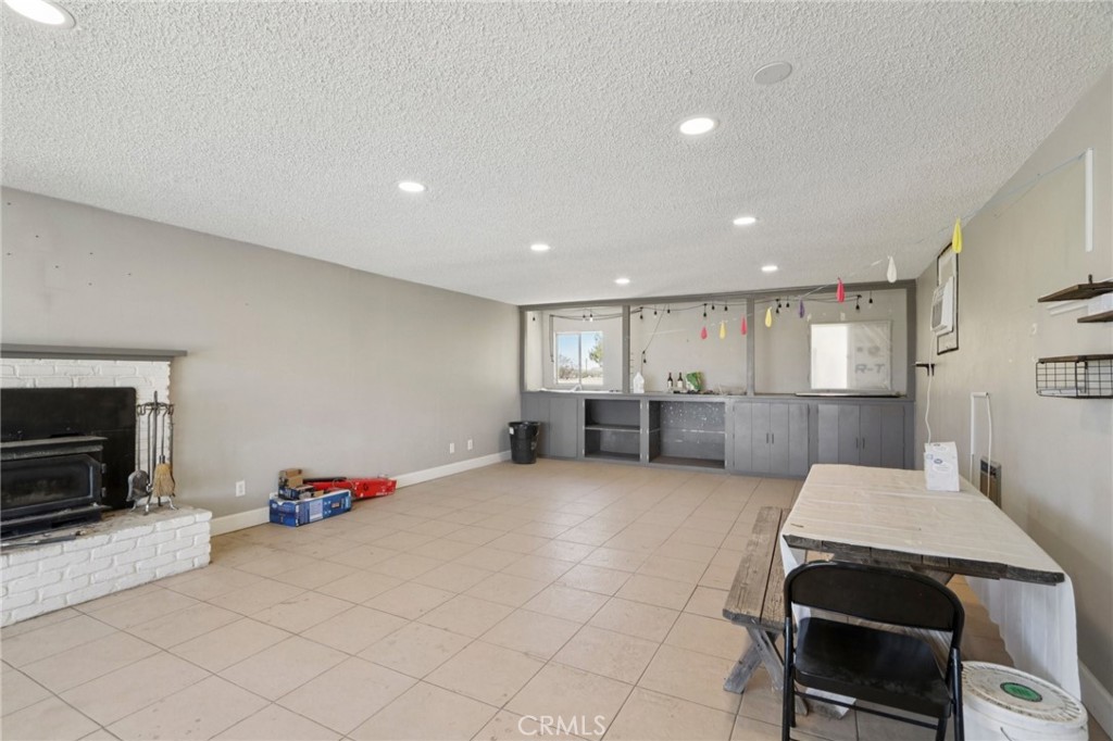 20741 E Avenue J12