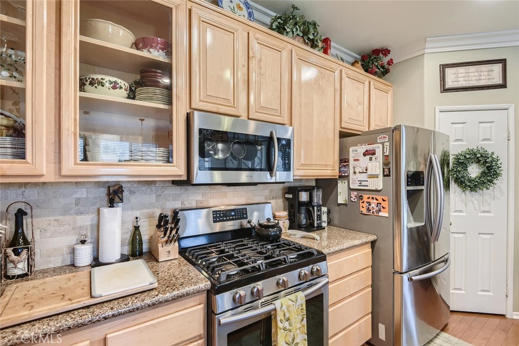 28563 Waterhole Canyon Drive