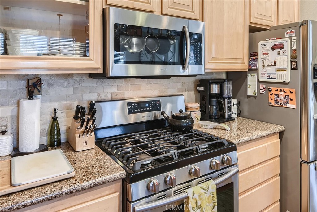 28563 Waterhole Canyon Drive