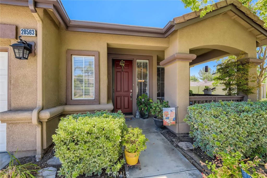 28563 Waterhole Canyon Drive