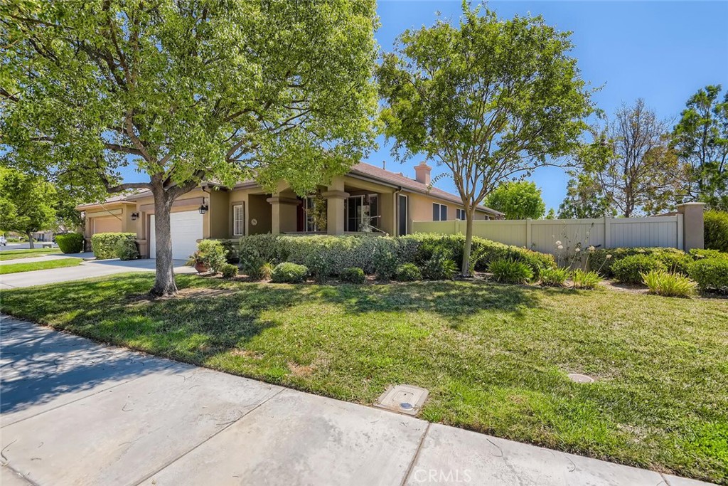 28563 Waterhole Canyon Drive