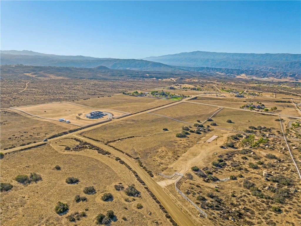 43945 Soaring Hawk Road