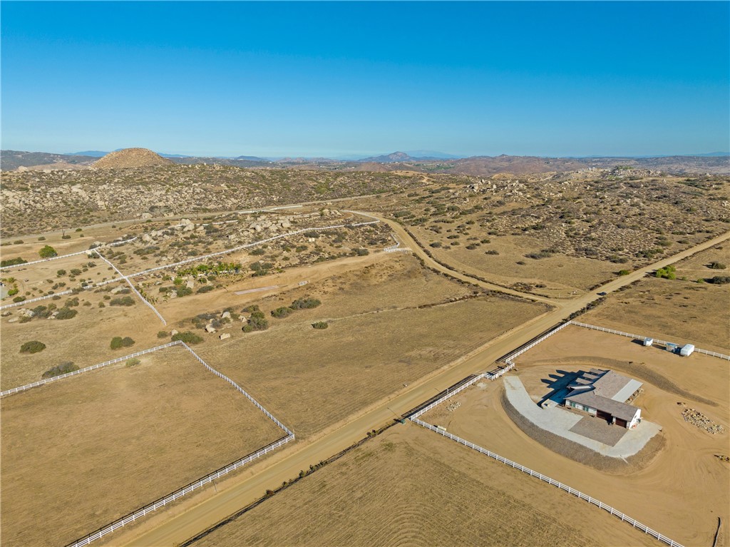 43945 Soaring Hawk Road