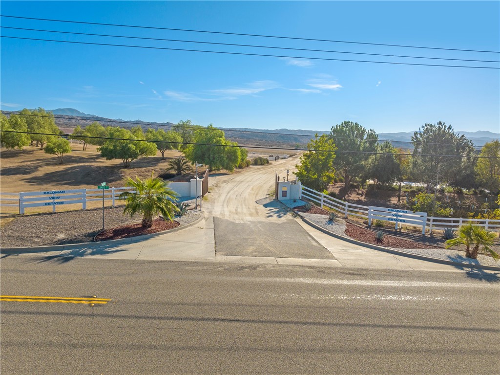 43945 Soaring Hawk Road