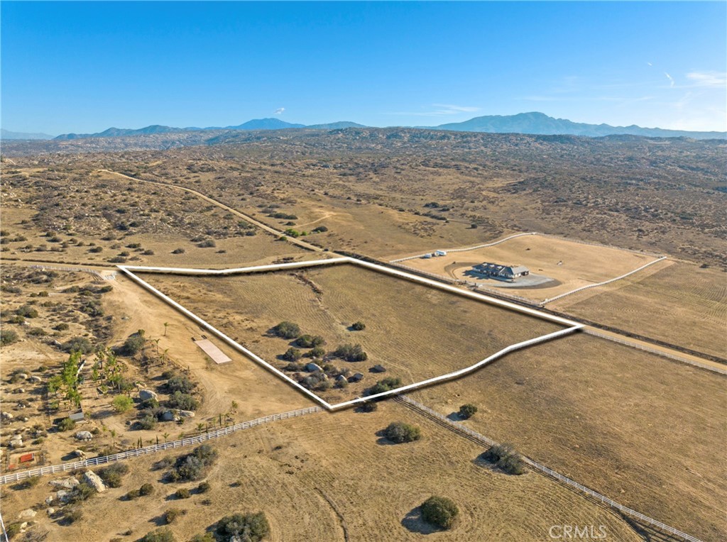 43945 Soaring Hawk Road