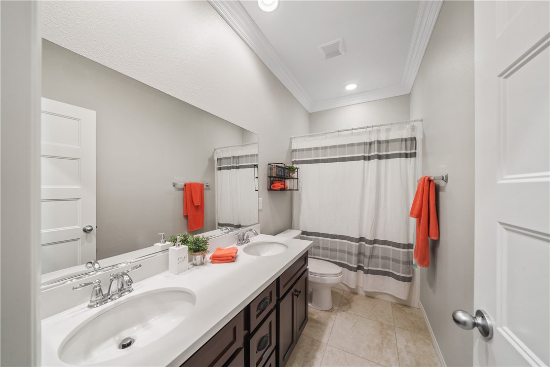 35190 Goldthread Lane