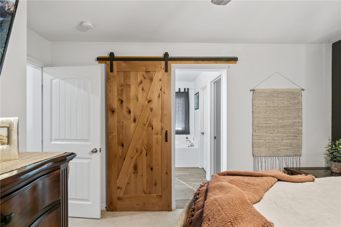 31821 Whitfield Street