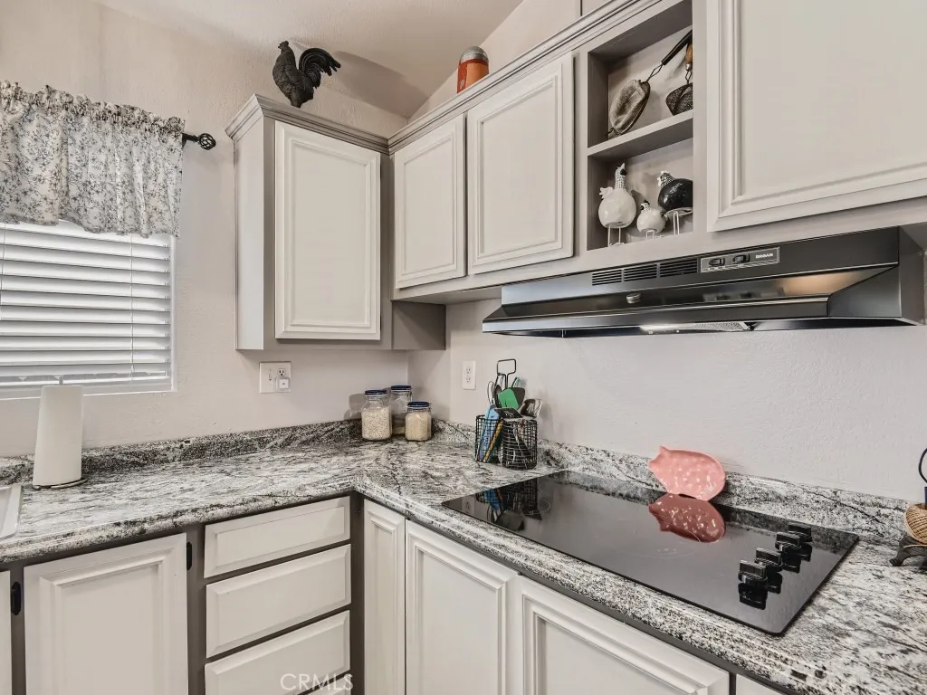 27250 Murrieta Rd. #237