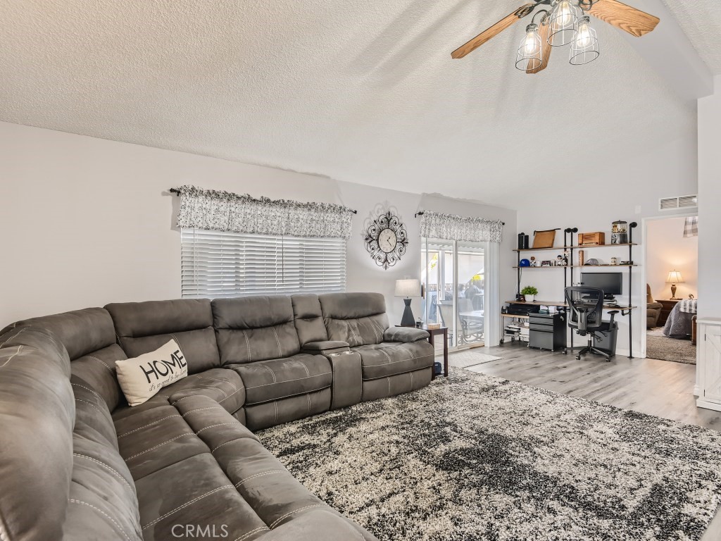 27250 Murrieta Rd. #237