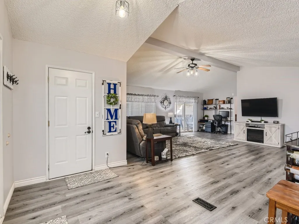 27250 Murrieta Rd. #237