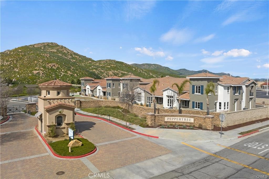 875 Poppyseed Way 403