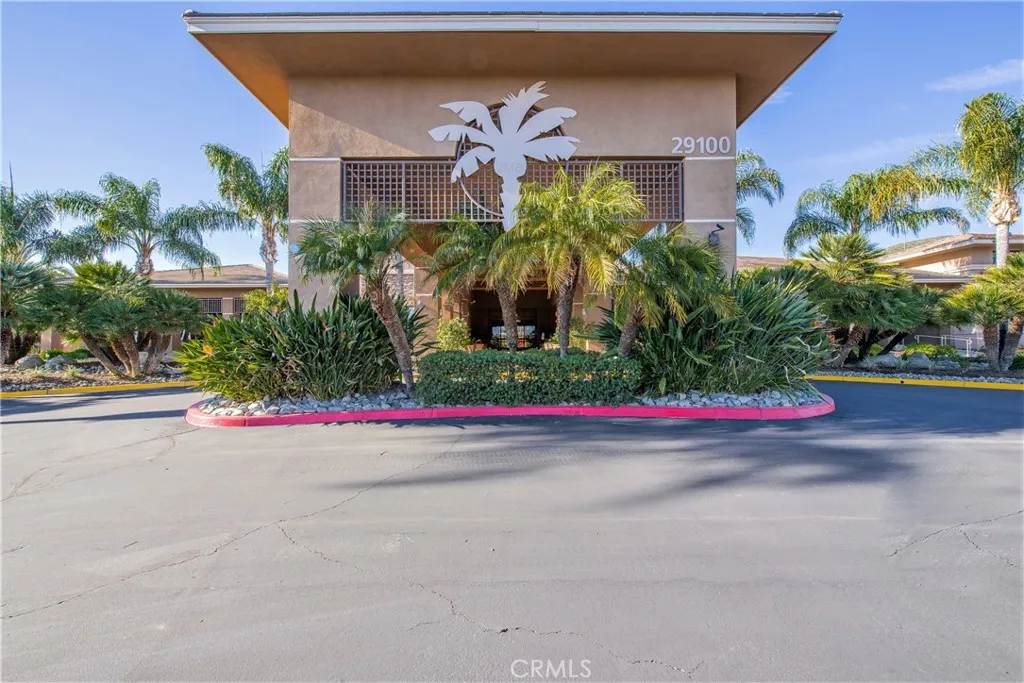 28517 Oasis View Circle