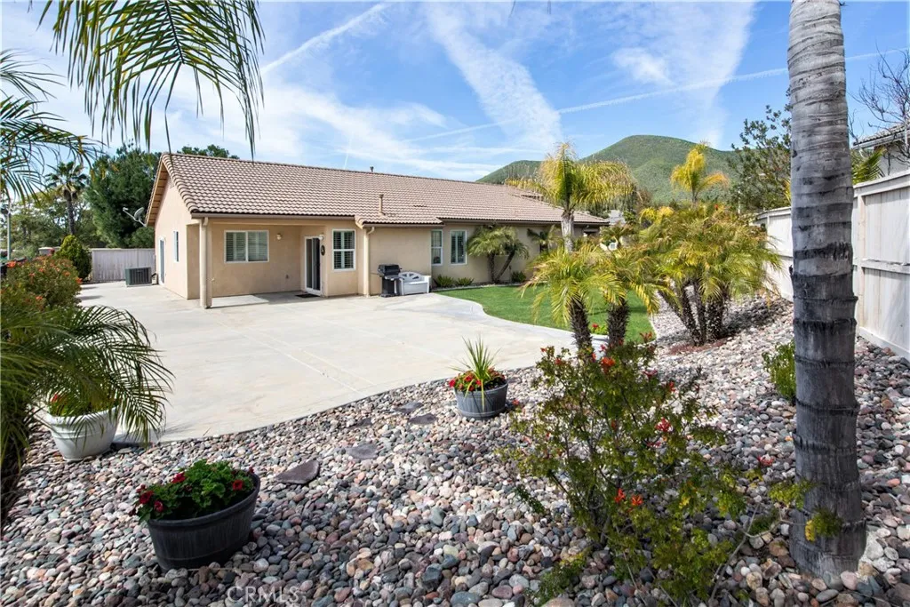 28517 Oasis View Circle