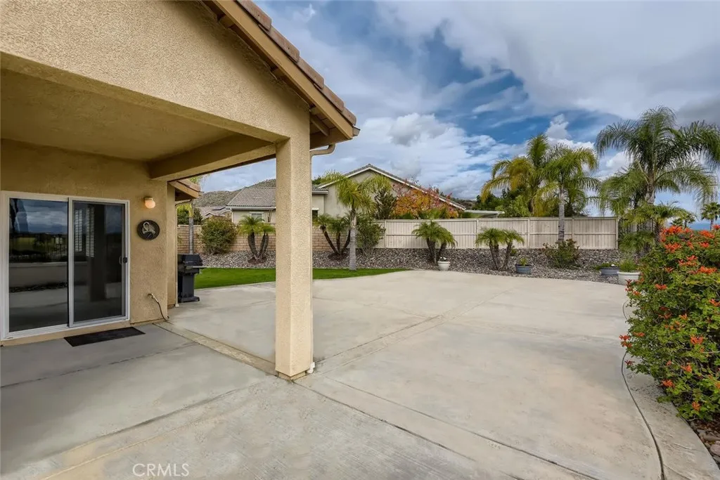 28517 Oasis View Circle