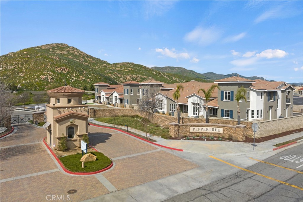 986 Coriander Drive 306