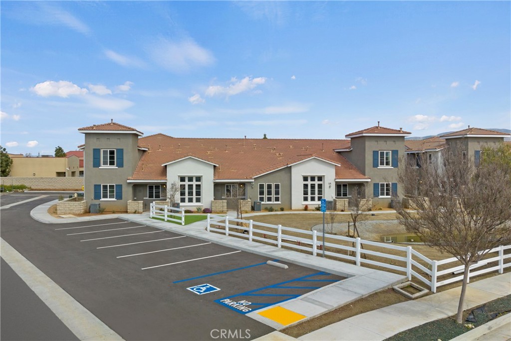 986 Coriander Drive 306