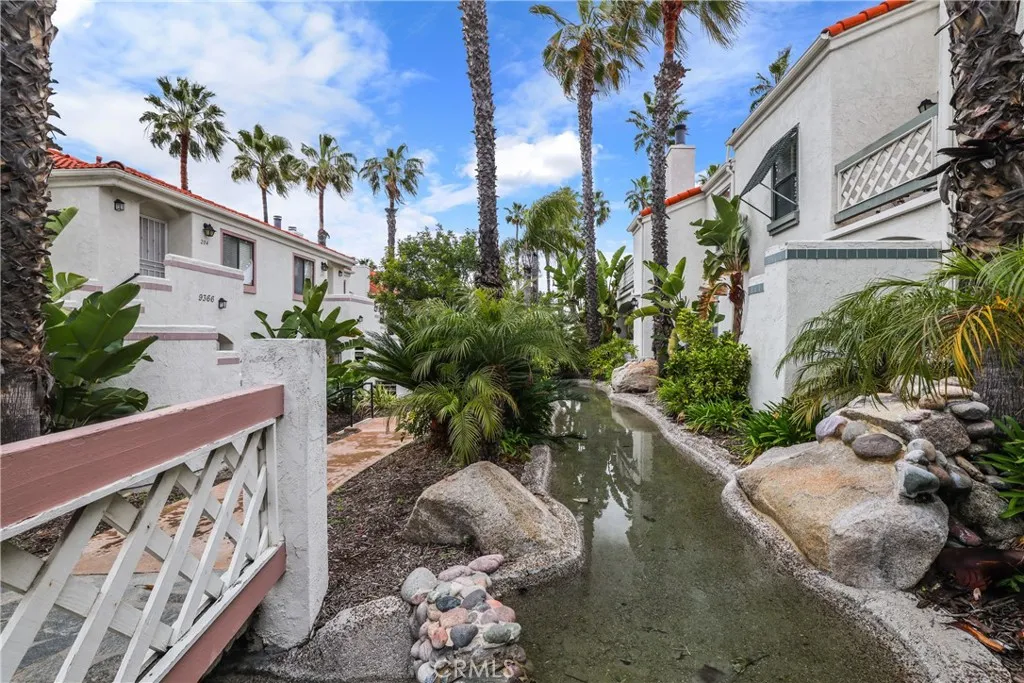 9374 Twin Trails Drive # 203
