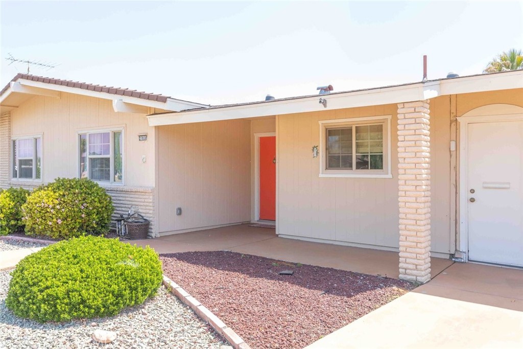 27830 Grosse Point Drive