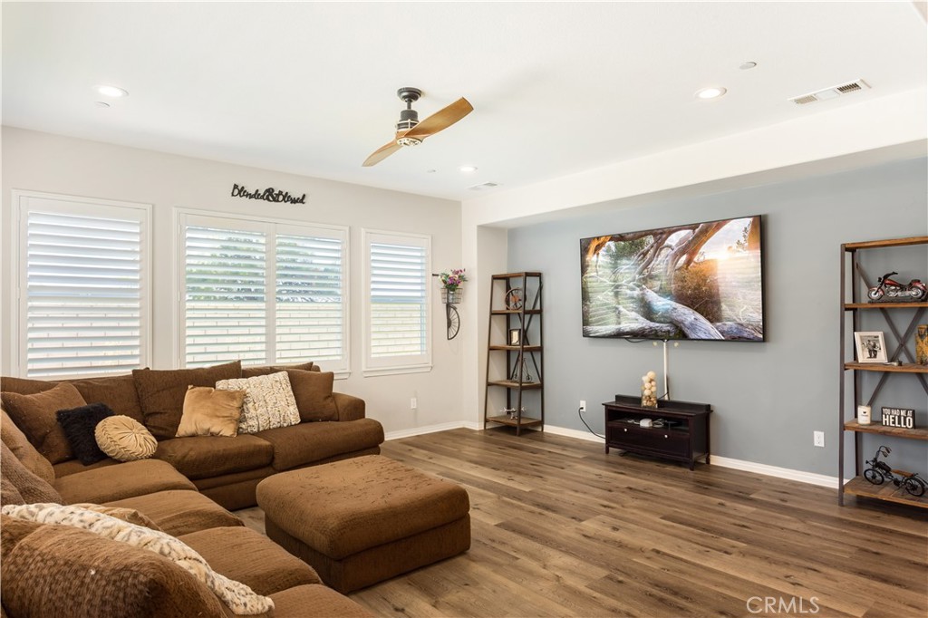 35389 Laurel Tree Court