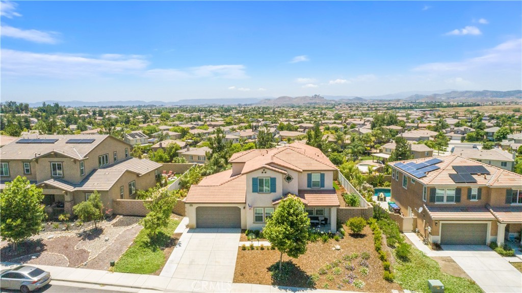 35389 Laurel Tree Court