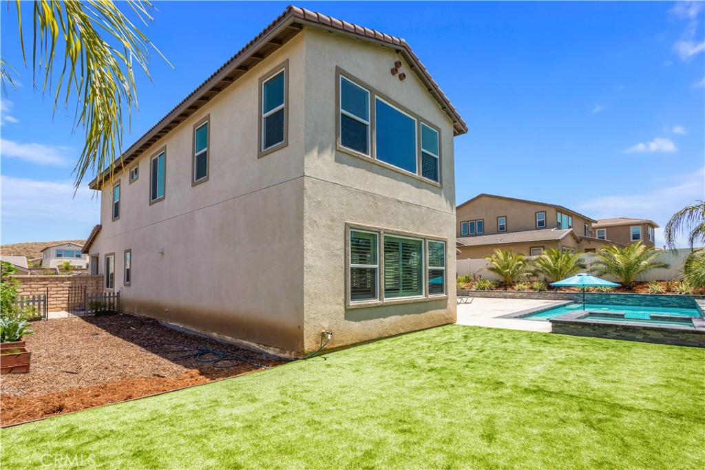 35389 Laurel Tree Court