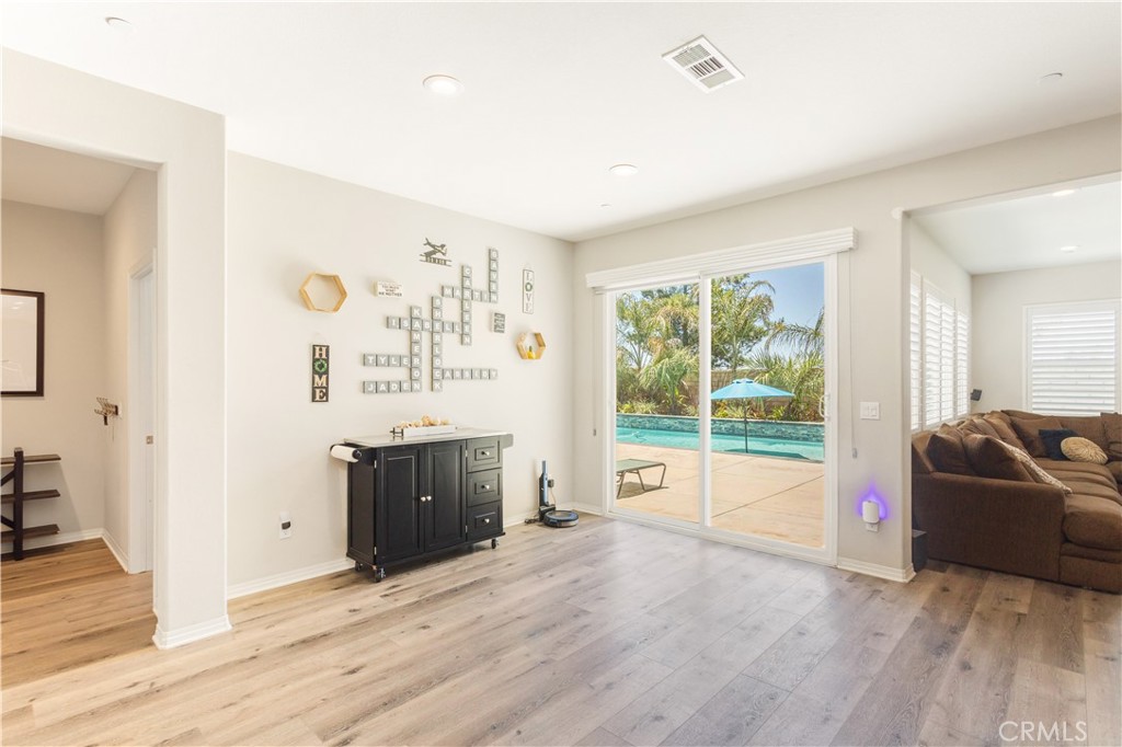 35389 Laurel Tree Court