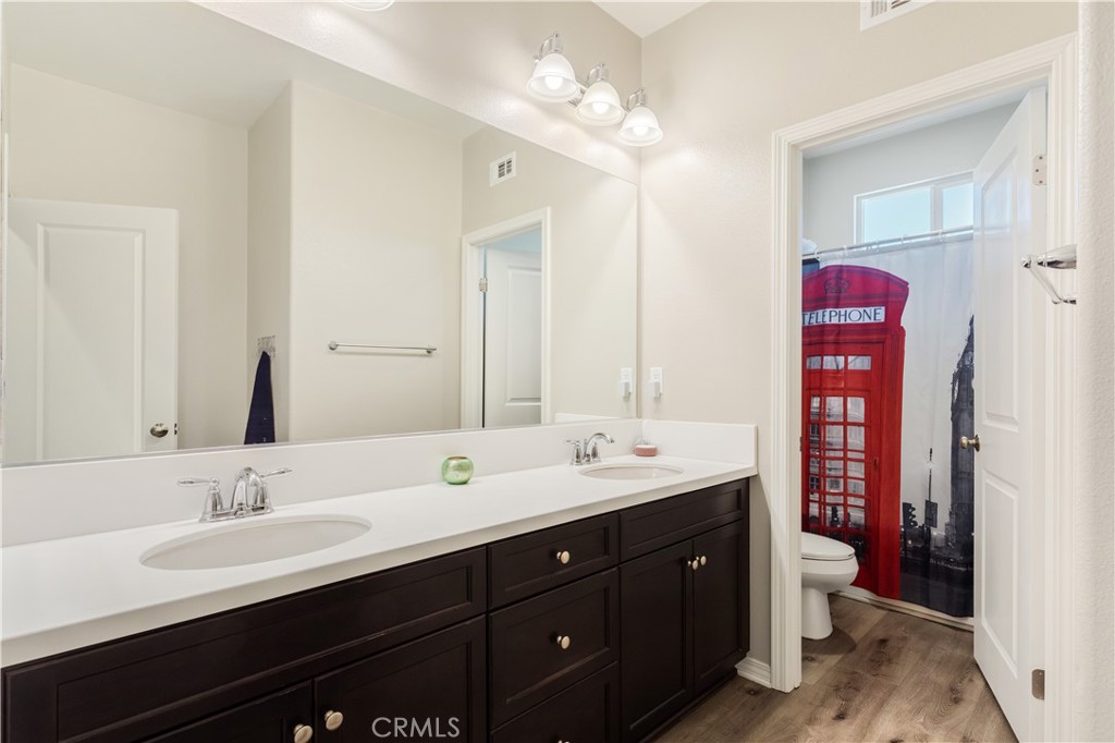 35389 Laurel Tree Court